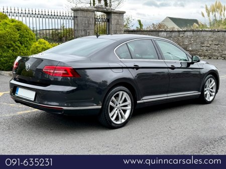2019 Volkswagen Passat - photo 3