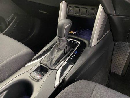 2025 Toyota Corolla Cross - photo 16
