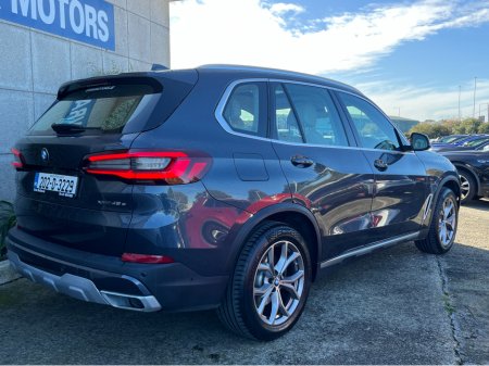 2020 BMW X5 - photo 2