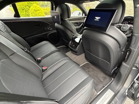 2025 Bentley Flying Spur - photo 16