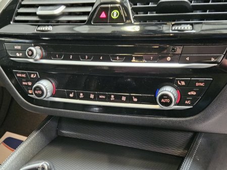 2022 BMW 5-Series - photo 13