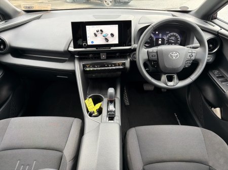 2024 Toyota C-HR - photo 8