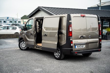 2018 Nissan NV300 - photo 4