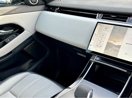 2026 Land Rover Range Rover Evoque - photo 8