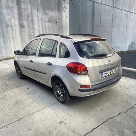 2009 Renault Clio - photo 12