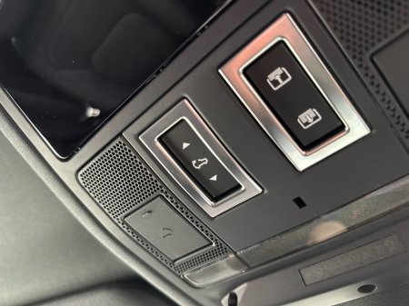 2026 Land Rover Defender - photo 25
