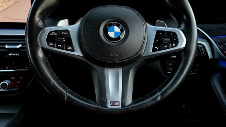 2019 BMW 5-Series - photo 34