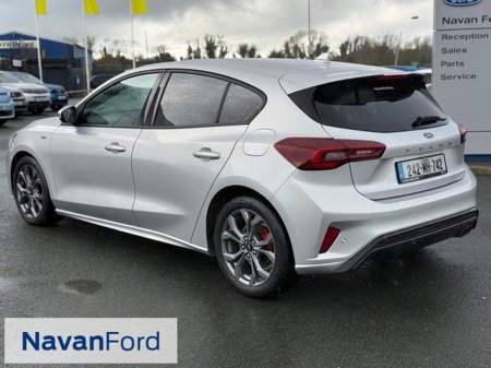 2024 Ford Focus - photo 2