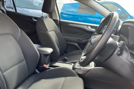 2022 Ford Focus - photo 17