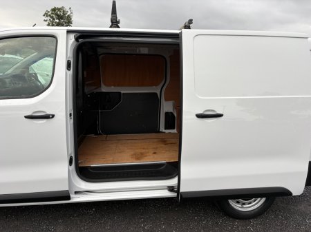 2022 Vauxhall Vivaro - photo 17