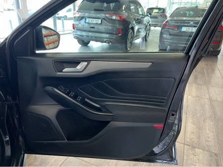 2023 Ford Focus - photo 10