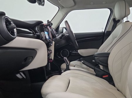 2020 Mini Cooper - photo 7