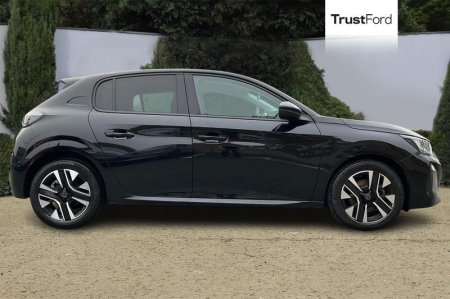2025 Peugeot 208 - photo 3