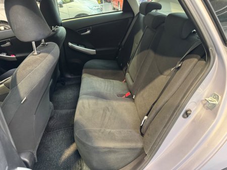 2015 Toyota Prius - photo 18