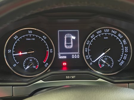 2017 Skoda Superb - photo 17