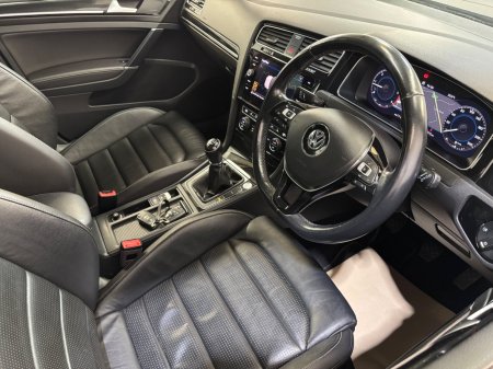 2020 Volkswagen Golf - photo 12