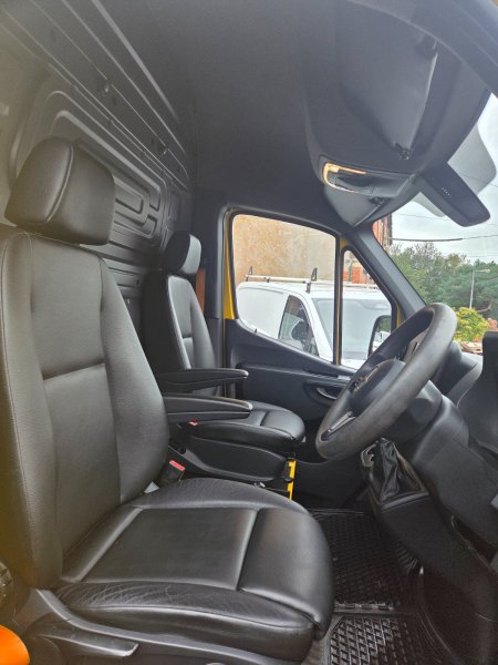 2020 Mercedes-Benz Sprinter - photo 8