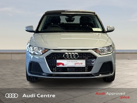 2025 Audi A1 - photo 2
