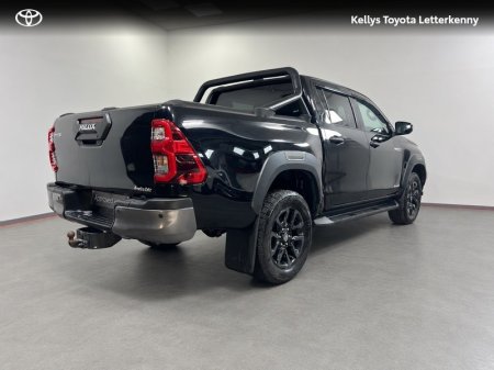 2023 Toyota Hilux - photo 2