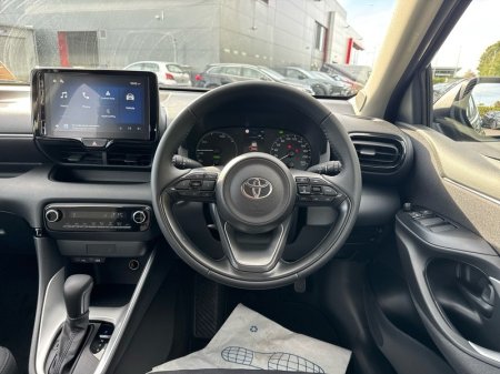 2026 Toyota Yaris - photo 9