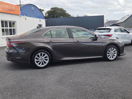 2021 Toyota Camry - photo 3