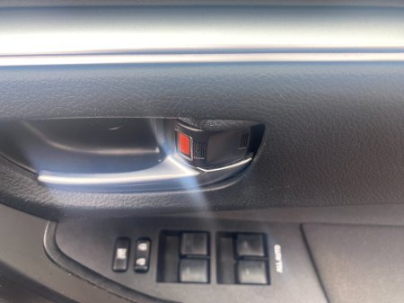 2018 Toyota Corolla - photo 16