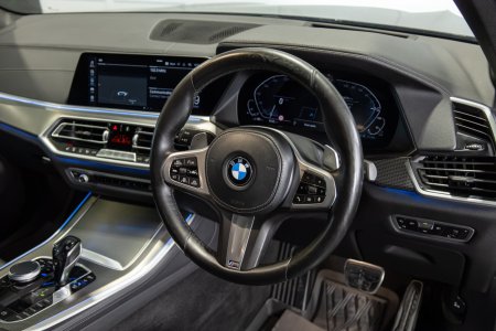 2021 BMW X5 - photo 9