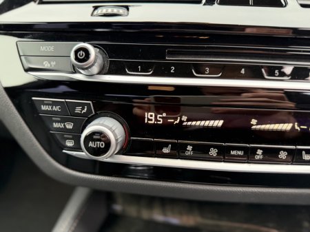 2018 BMW 5-Series - photo 26