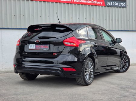 2017 Ford Focus - photo 9