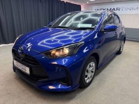 2021 Toyota Yaris - photo 3