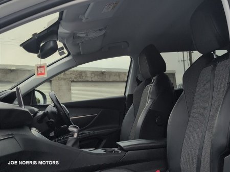2019 Peugeot 5008 - photo 2