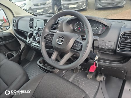 2026 Vauxhall Movano - photo 7