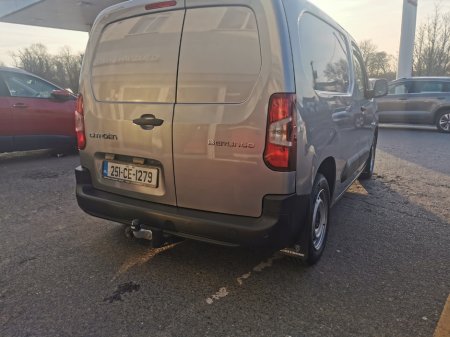 2025 Citroen Berlingo - photo 2