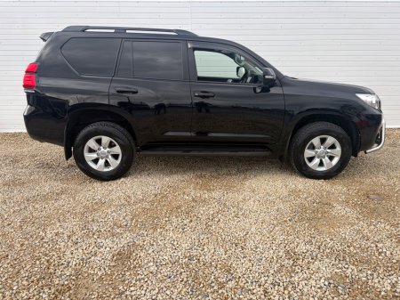 2022 Toyota Land Cruiser - photo 3