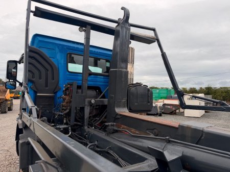 2009 Volvo FM - photo 29