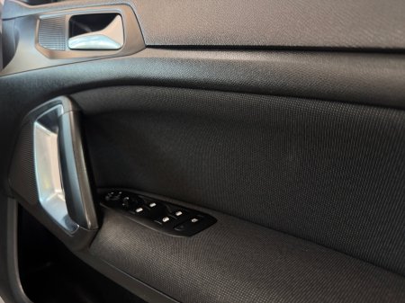2018 Peugeot 308 - photo 12