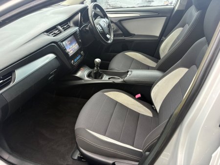 2015 Toyota Avensis - photo 11