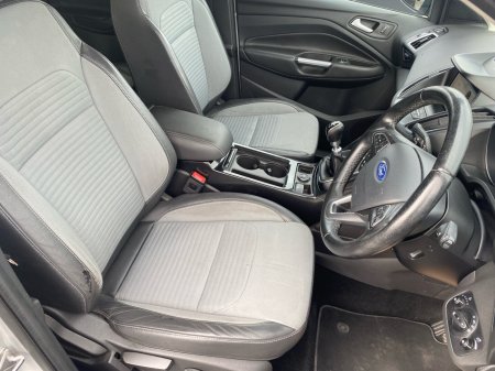 2017 Ford Kuga - photo 9