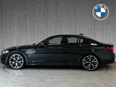 2022 BMW 5-Series - photo 3