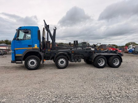 2009 Volvo FM - photo 15