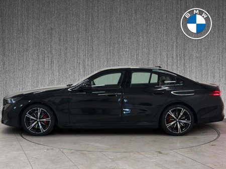 2026 BMW 5-Series - photo 3