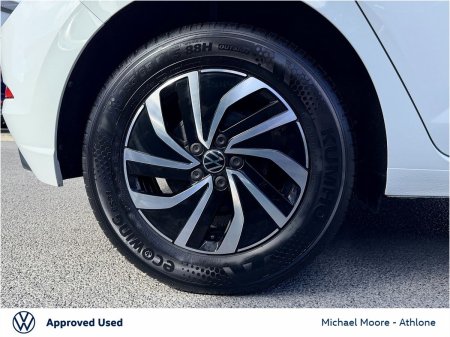 2025 Volkswagen Polo - photo 8