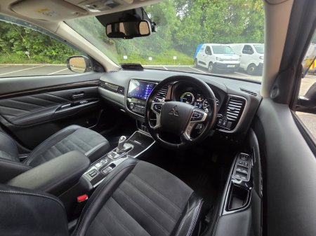 2018 Mitsubishi Outlander - photo 4
