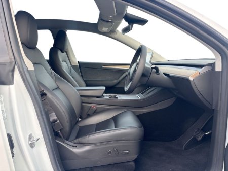 2023 Tesla Model Y - photo 18