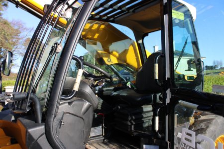 0 JCB  - photo 7