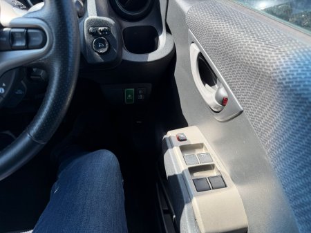 2012 Honda Fit - photo 12