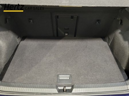 2024 Volkswagen Golf - photo 16