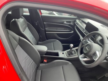 2025 Jeep Avenger - photo 20