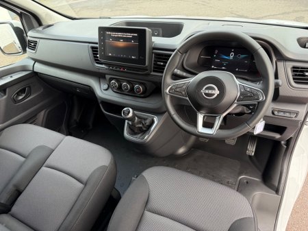 2027 Nissan Primastar - photo 19