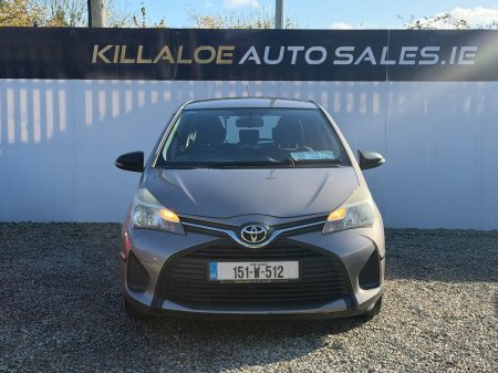 2015 Toyota Yaris - photo 2